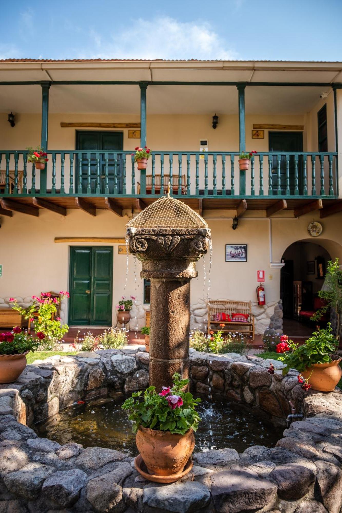 Hospedaje La Florida Urubamba Exterior photo